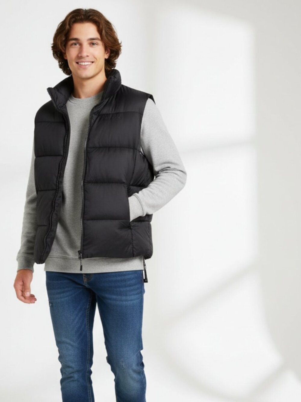 Urban Outfitters Iets Frans Quilted Puffer Vest NWT Black Small